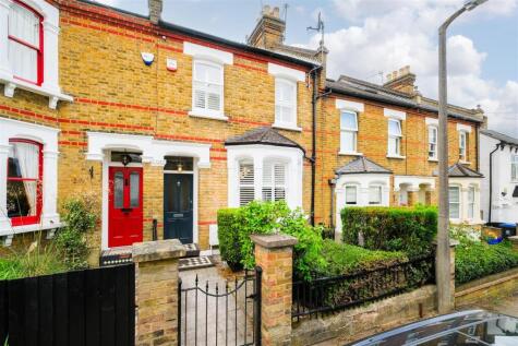 Hills Road, Buckhurst HilL