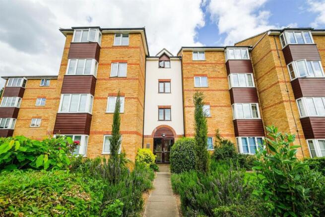 50 Thurlow Close-17_web.jpg