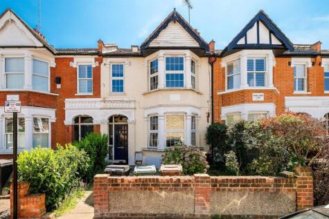 Studley Avenue, Highams Park