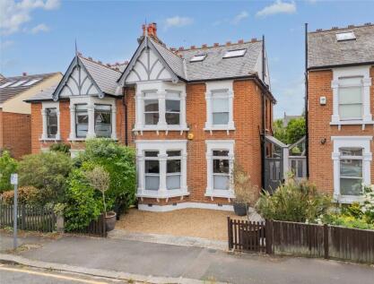 Hillcrest Road, London, E18