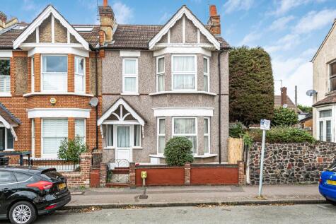 Alexandra Road, London, E18