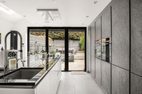 Marlborough Road, London, E18