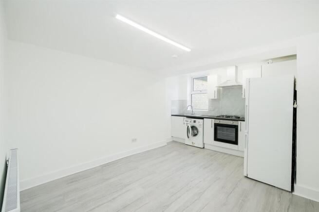 Kitchen Lounge.jpg
