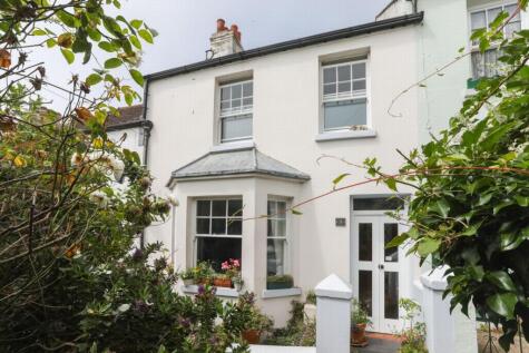 Wellington Place, Sandgate, CT20