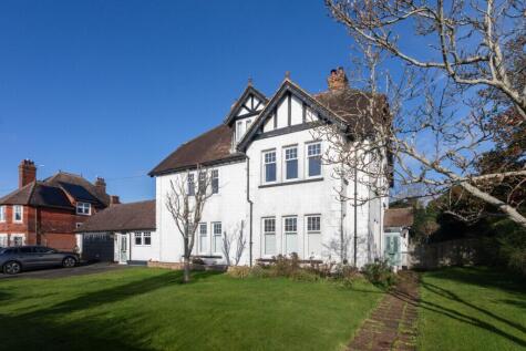 Hillcrest Road, Hythe, CT21