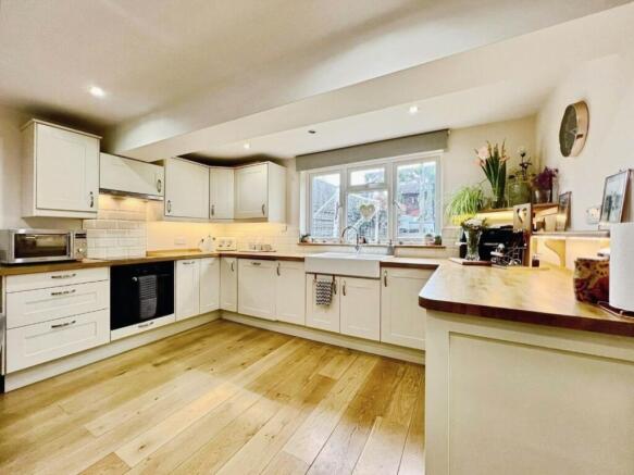 pbox-kitchen-320463.JPG