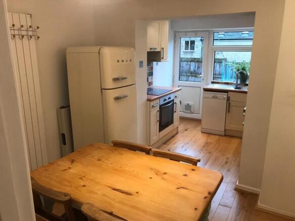 3 Churchhill Way - Kitchen.JPG