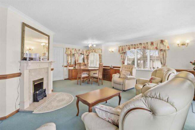 Lounge Dining Room