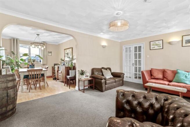 Lounge Dining Room