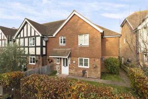 Monkey Puzzle Close, Windmill Hill, Hailsham