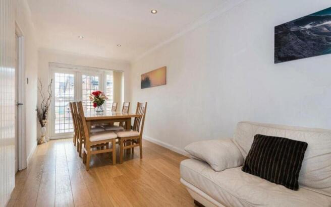 3 Clare Way - 2.jpg