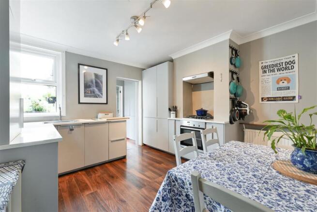 UPPER COURT ROAD (12).jpg