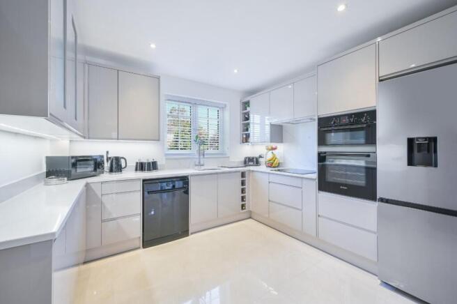 NUTCROFT GROVE,  (4).jpg