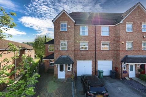 Keelham Drive, Leeds, West Yorkshire, LS19