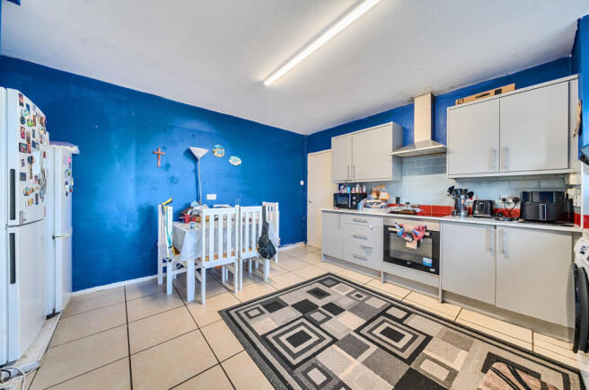 1373200-8-68ff862...