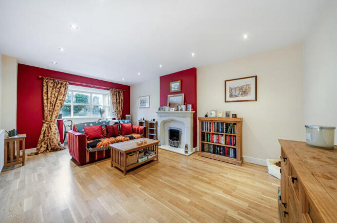 1386195-8-693013a...