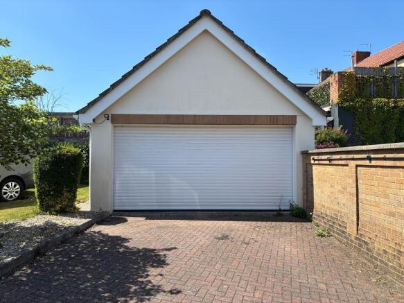 Detached Double Garage