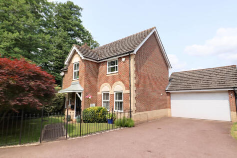 Guernsey Way, Braintree, CM7