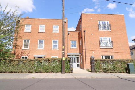 The Street, Rayne, CM77