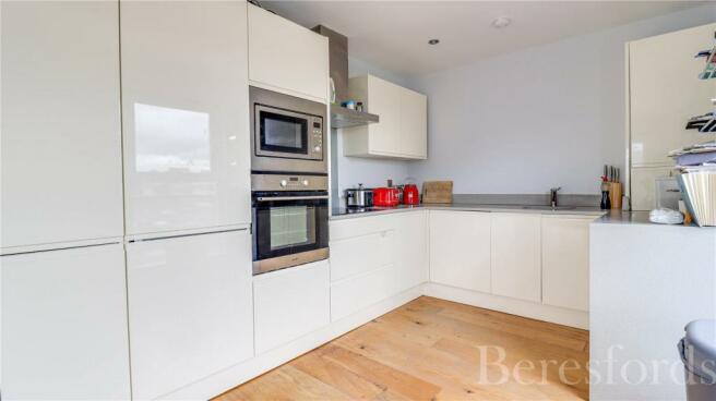 2 bedroom penthouse  for sale Brentwood