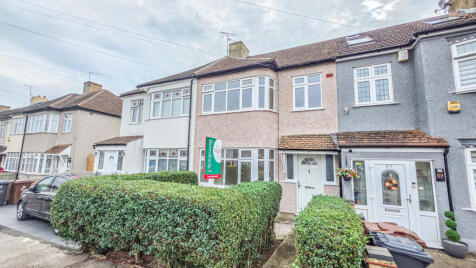 Fourth Avenue, Rush Green, RM7