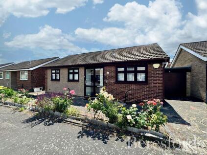 Thorncroft, Hornchurch, RM11