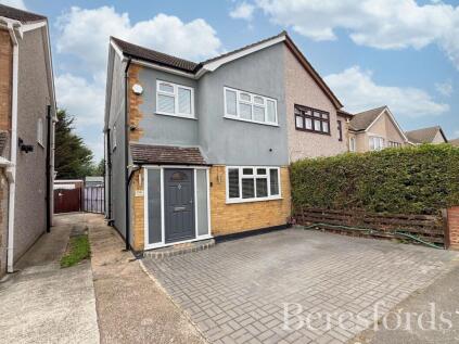 Lakeside, Rainham, RM13