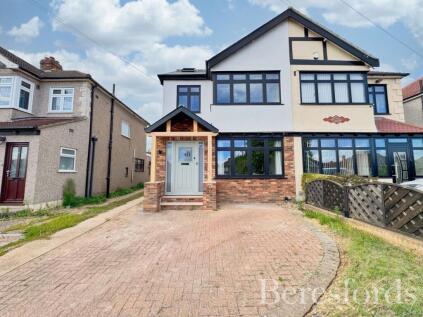 Alma Avenue, Hornchurch, RM12