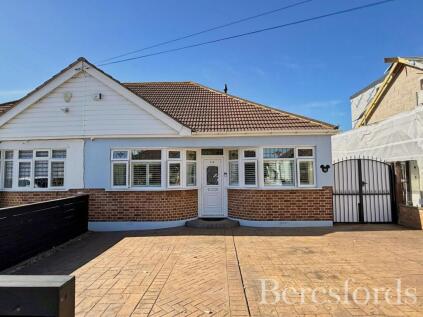 Fairfield Close, Hornchurch, RM12