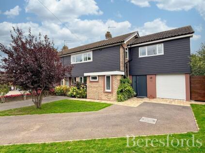 Wych Elm Road, Hornchurch, RM11