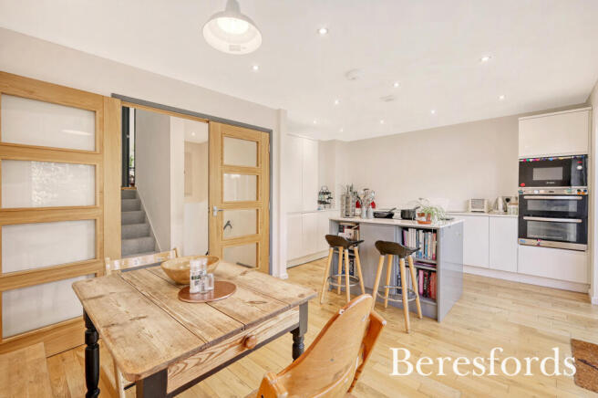 Kitchen/Dining