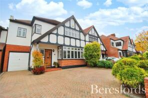 Photo of Southview Drive, Upminster, RM14