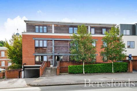 St. Marys Lane, Upminster, RM14