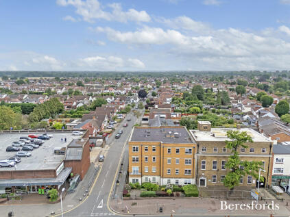 St. Marys Lane, Upminster, RM14