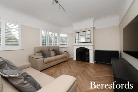 Corbets Tey Road, Upminster, RM14