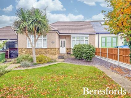 Moor Lane, Upminster, RM14