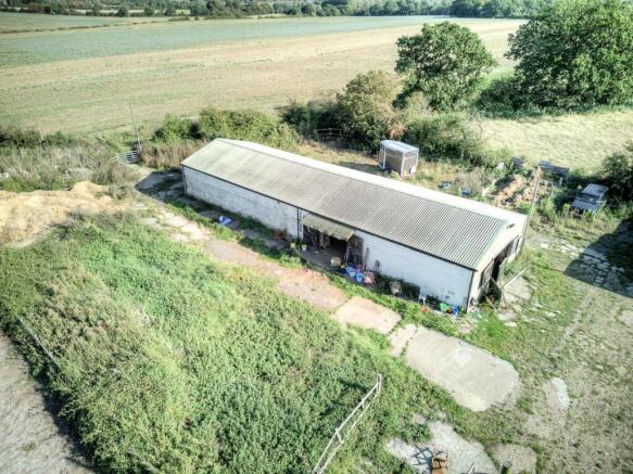 Barn/Stables