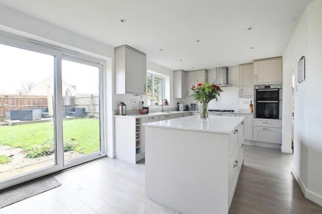 KITCHEN/DINING/FAMILY ROOM