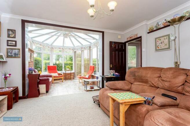 Sitting Room/Sun Room