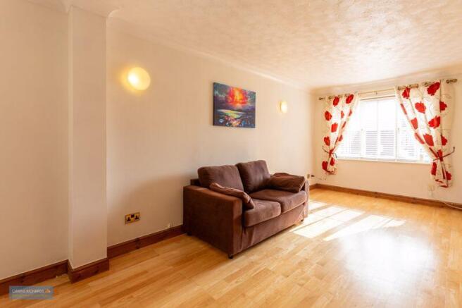 Sitting/Dining Room