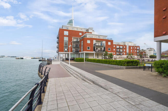 1330563-1-6882033...