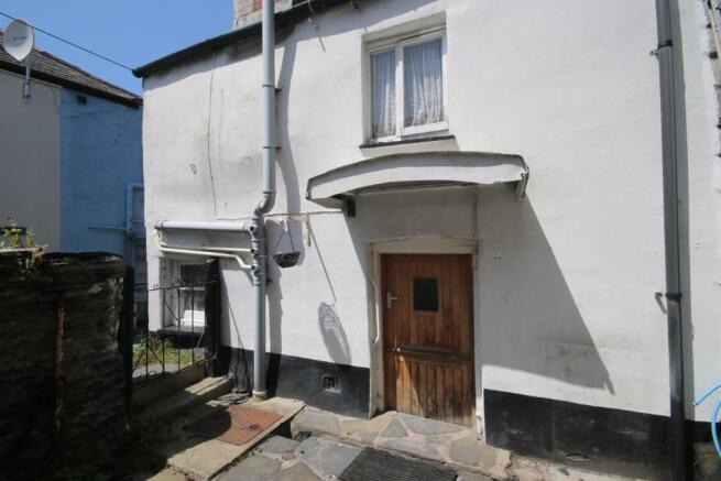 2 Bedroom Cottage For Sale In Strand Street Padstow Cornwall