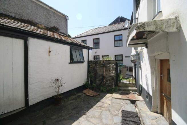 2 Bedroom Cottage For Sale In Strand Street Padstow Cornwall
