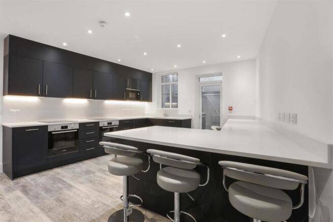 1437252812 - KITCHEN - 4.jpg