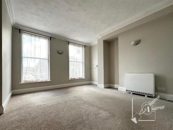 Living Room/ Bedroom