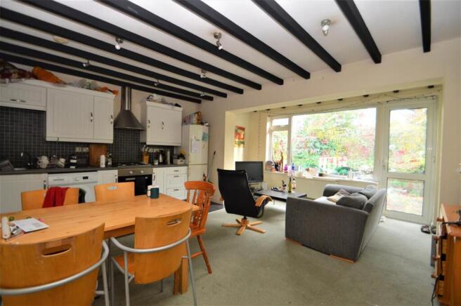 19 South Road (1).JPG