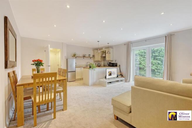 lounge dining room