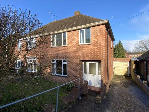 3 Bedroom Semi Detached House For Sale In Manor Road Farnborough