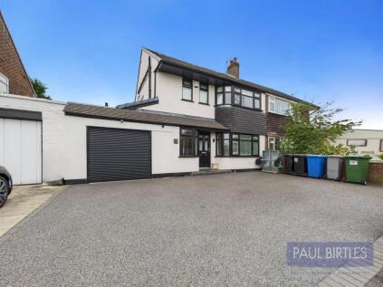 Daresbury Avenue, Flixton, Trafford, M41 8QL