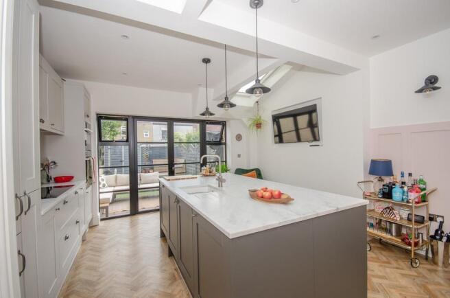 Kitchen.jpg